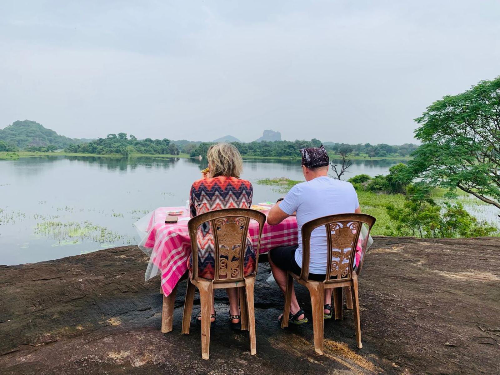 Sigiri Lake Paradise Sigiriya Exterior photo