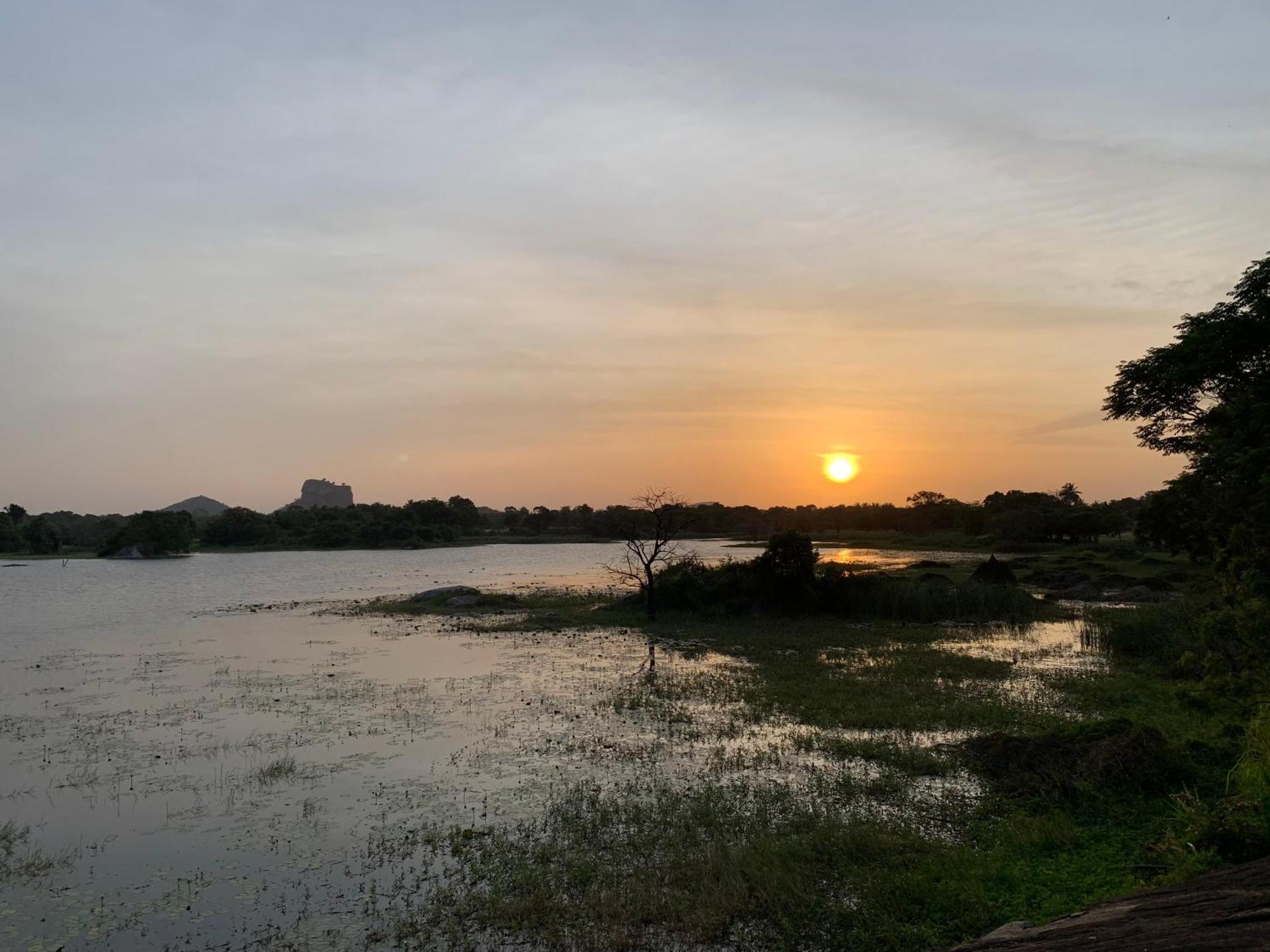 Sigiri Lake Paradise Sigiriya Exterior photo
